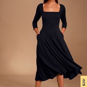 NWT Lulus 3/4 sleeve black midi dress